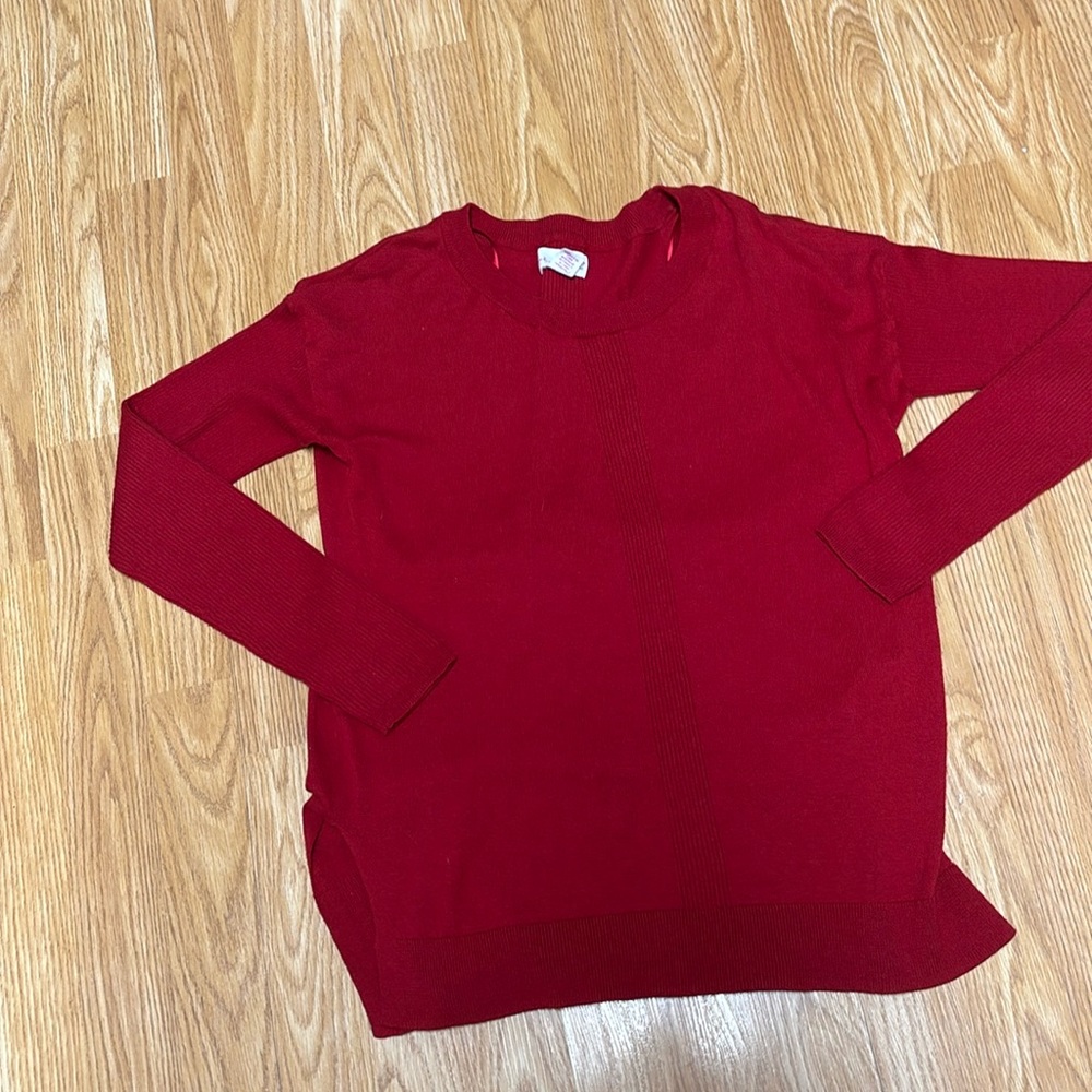 Shrinking Violet Sweater Size Small Cherry Red Long Sleeves